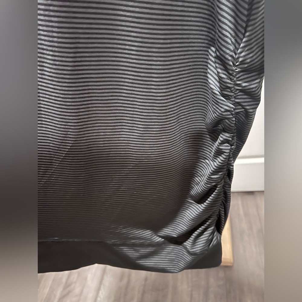 Energy Zone Hooded Thumb Hole Sweatshirt 2X - Picture 4 of 7